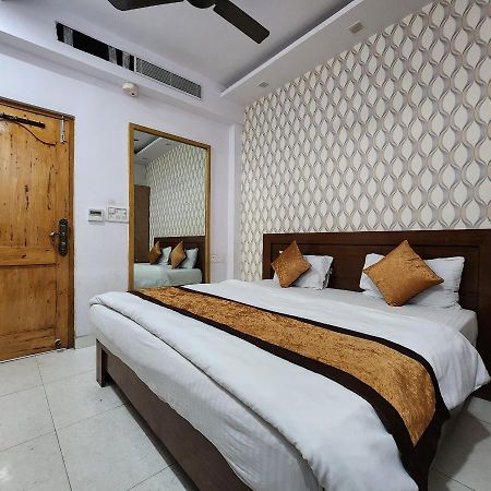 Hotel Royal Afghan New Delhi Eksteriør billede